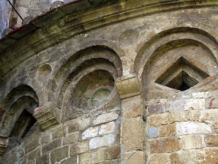Basilica romanica: foto 6